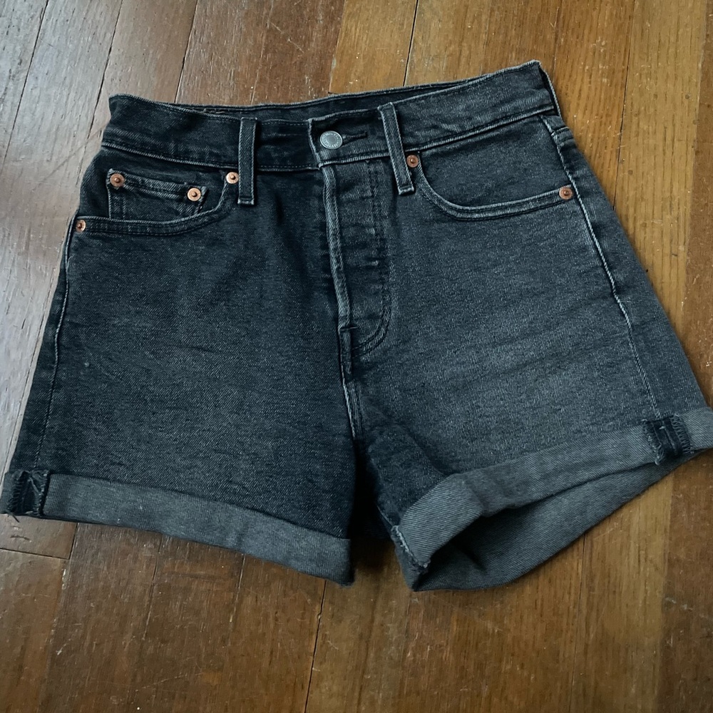 Levi’s Black/gray Denim Women's Shorts